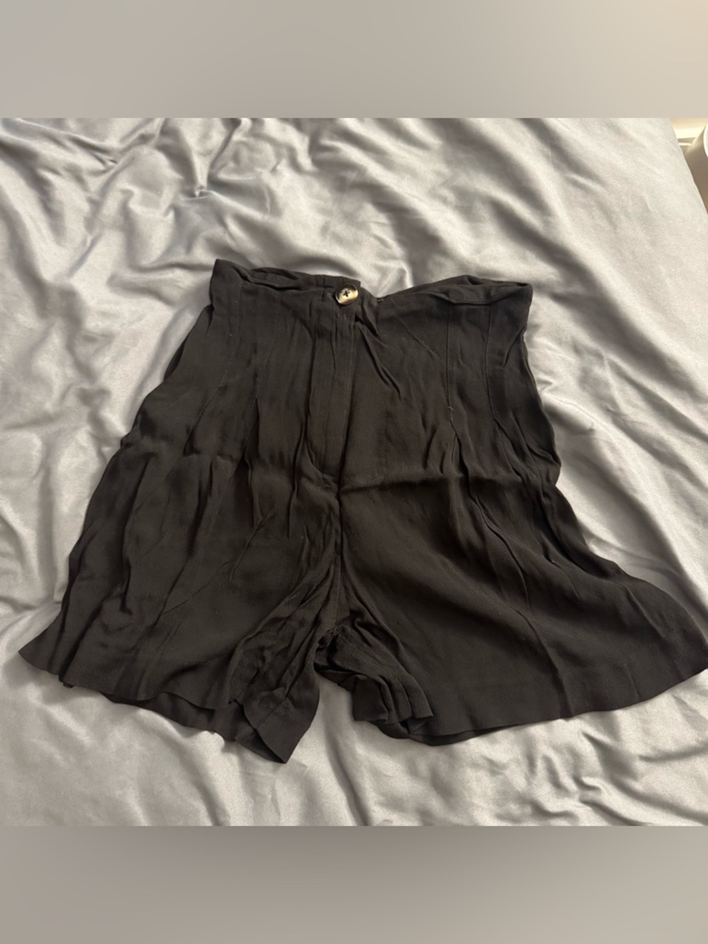 Zara Black High-Waist Flow Shorts